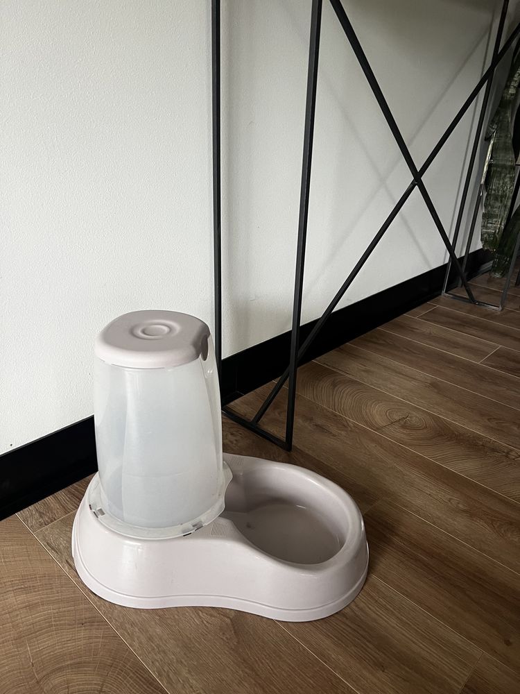 Podajnik karmy miska 6,5 L  kot pies