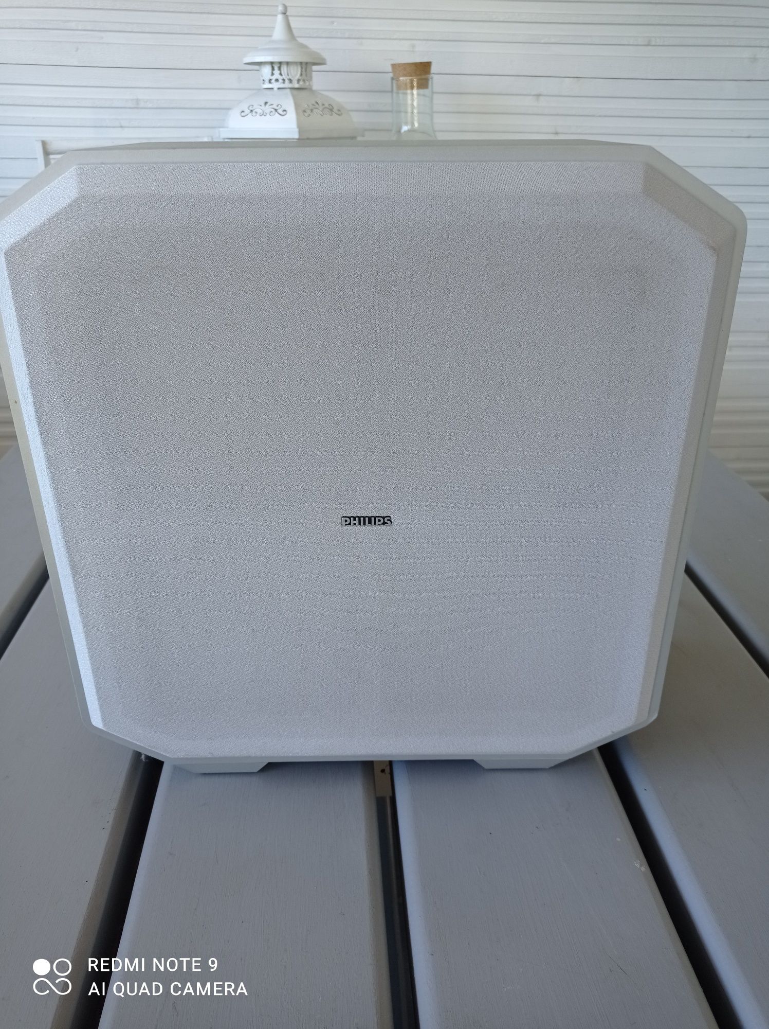 Subufer Philips.