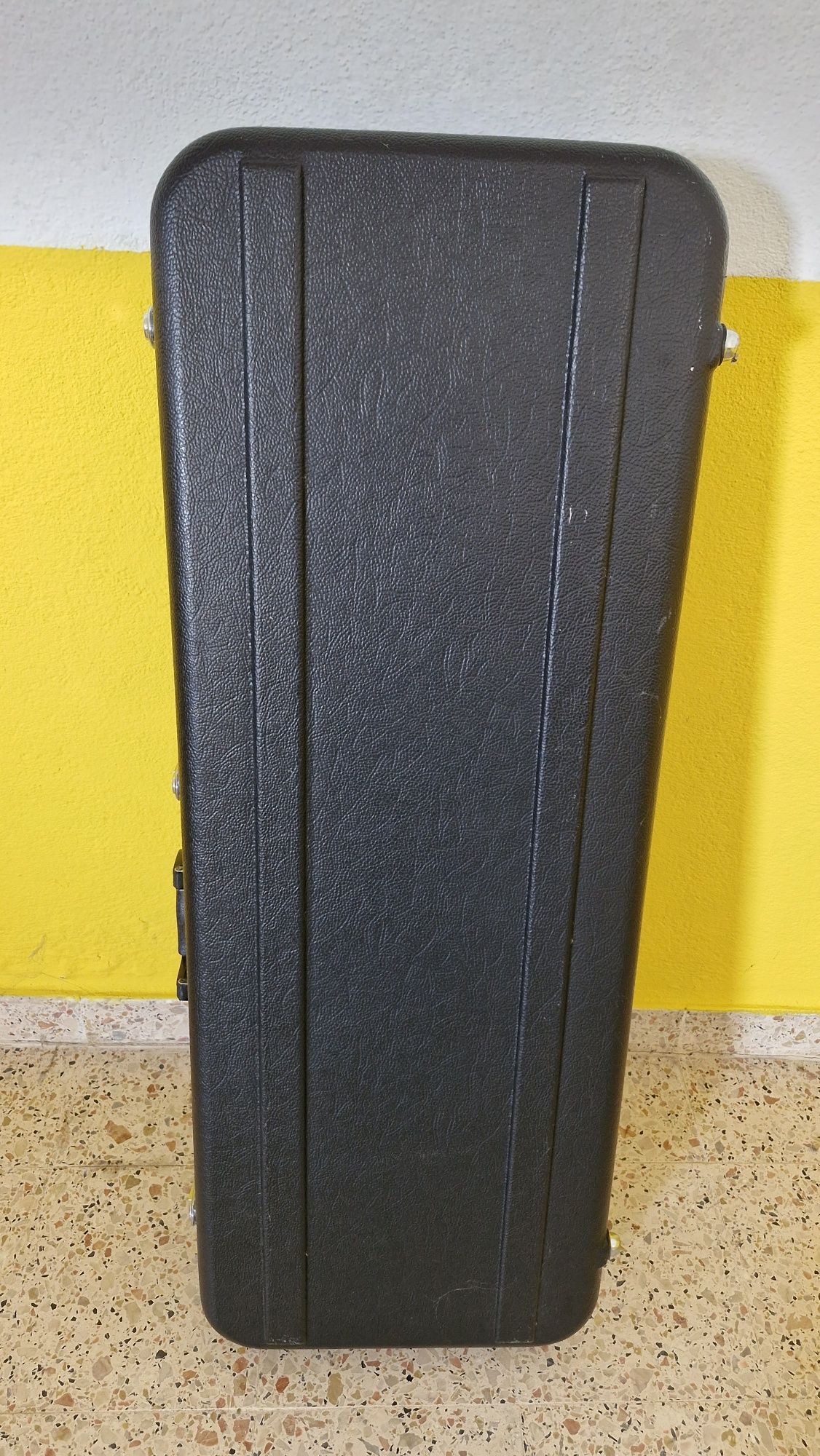 Estojo rígido Guitarra ou Baixo