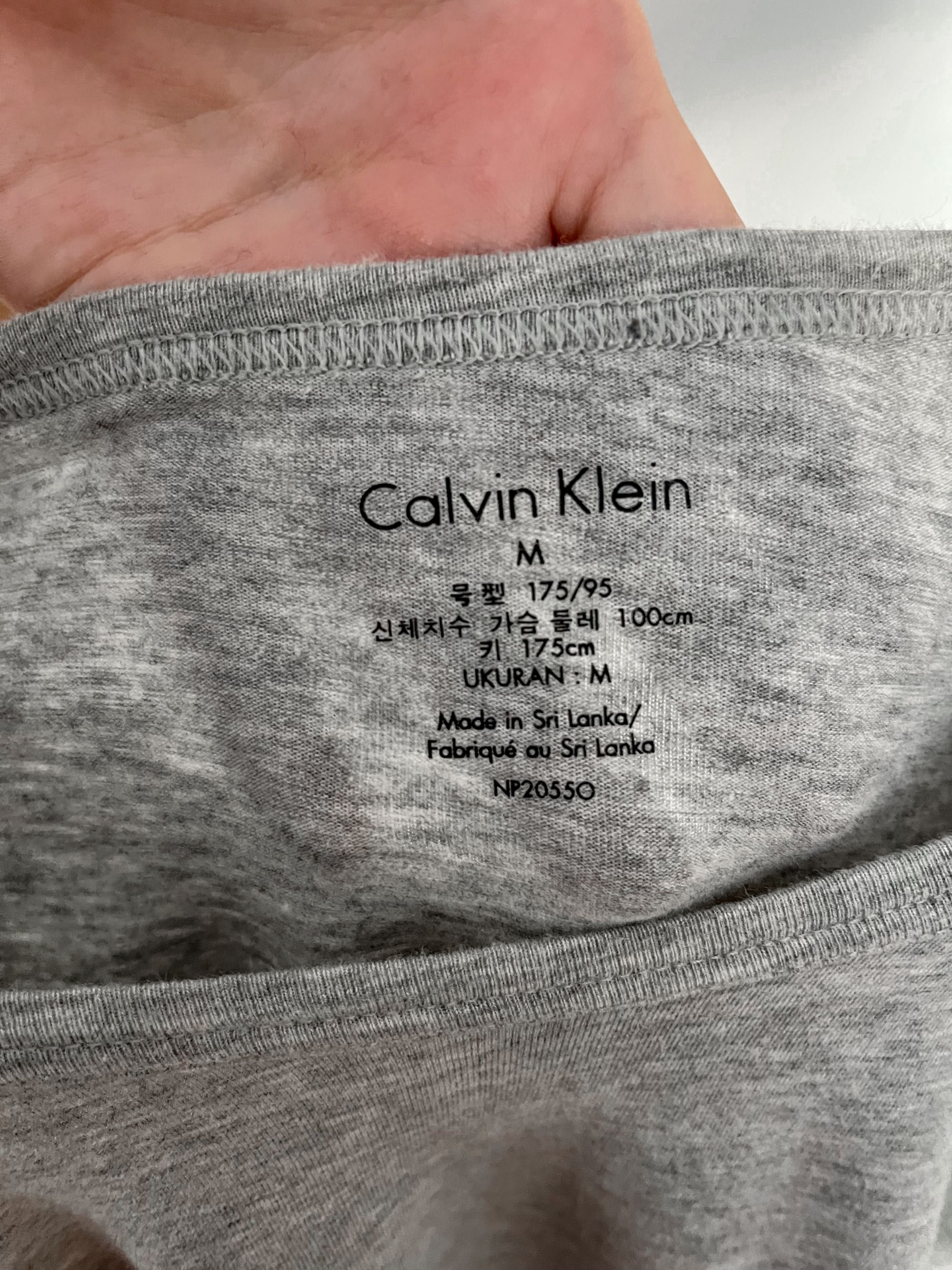 T-Shirt CALVIN KLEIN cinza