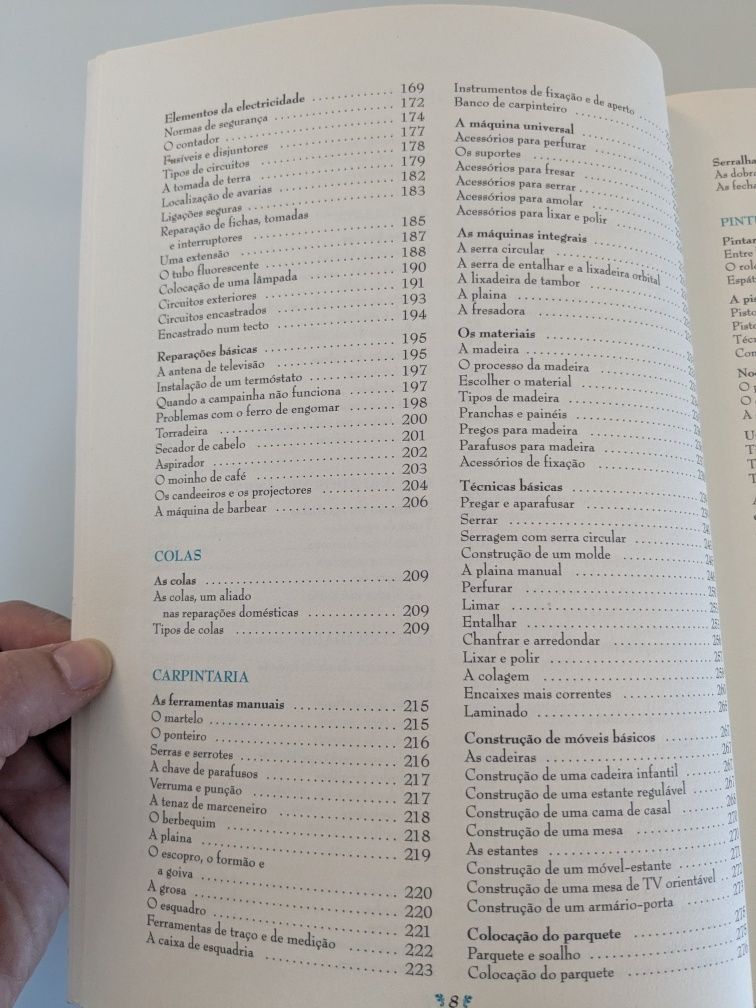 Livro 1000 truques de bricolage