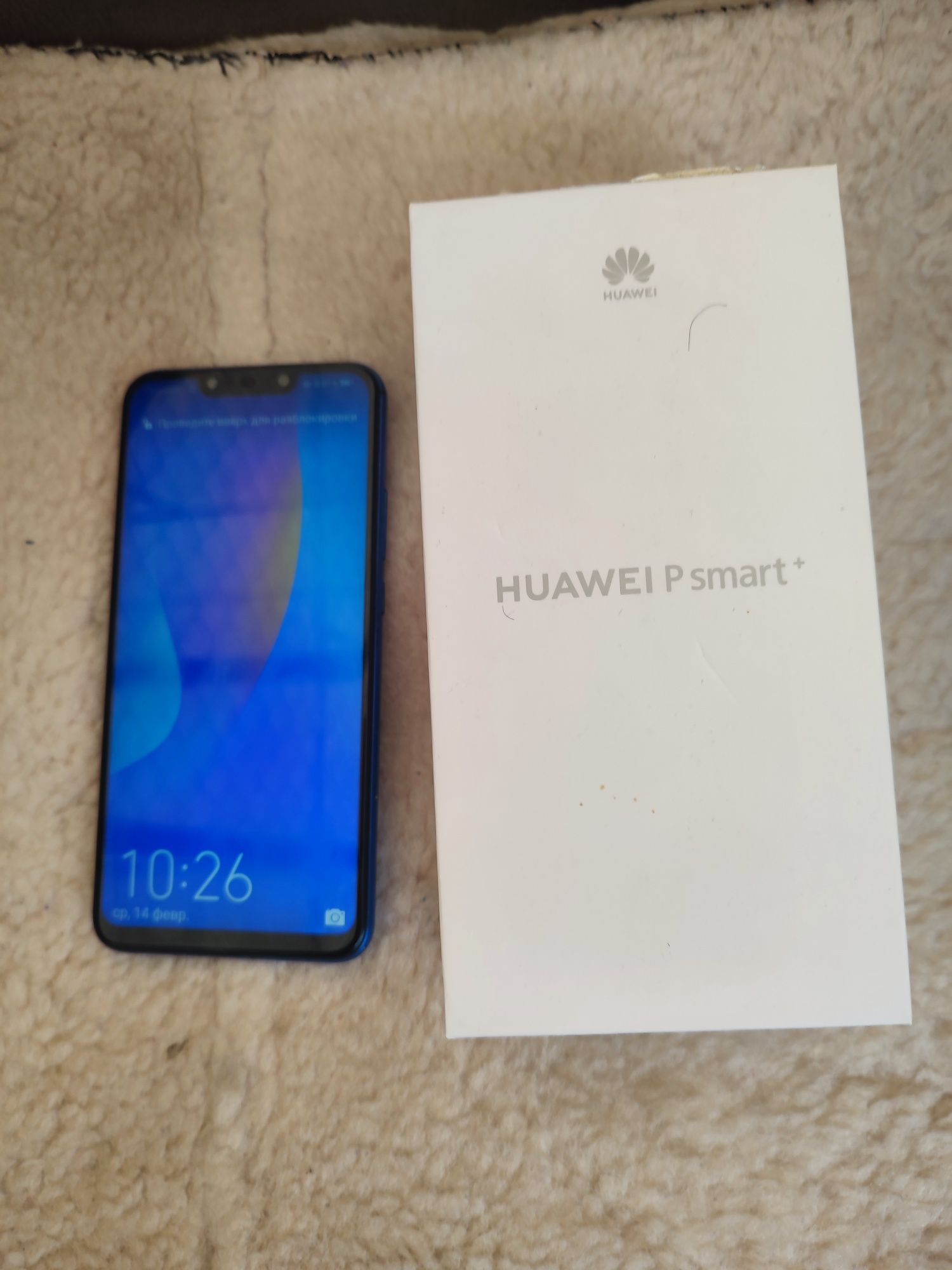 Продам телефон HUAWEI P smart+.64 GB.