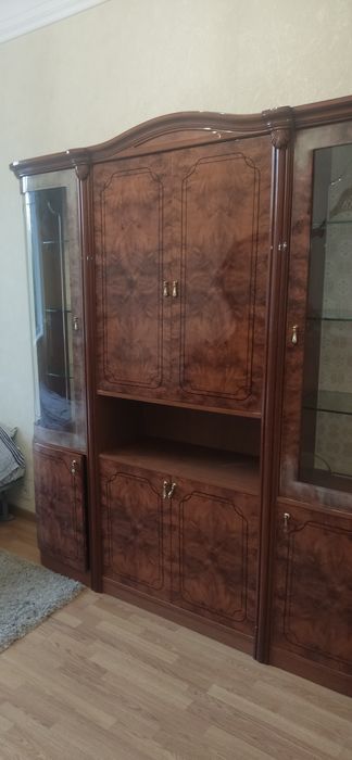 Кухня, кухонні ящик, тумба, газова плита 800,матраци ватні. Комод
