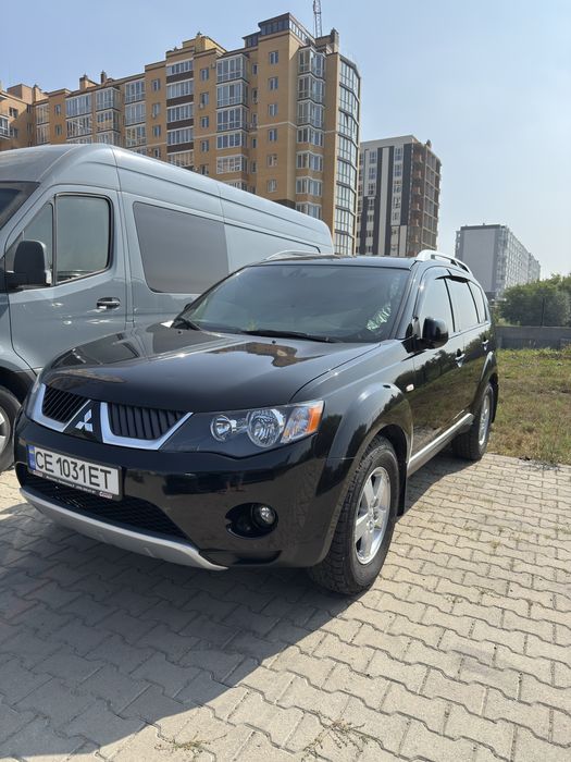Продам Mitsubishi Outlander XL