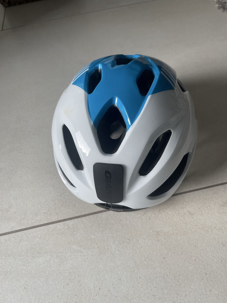 Kask rowerowy GIANT