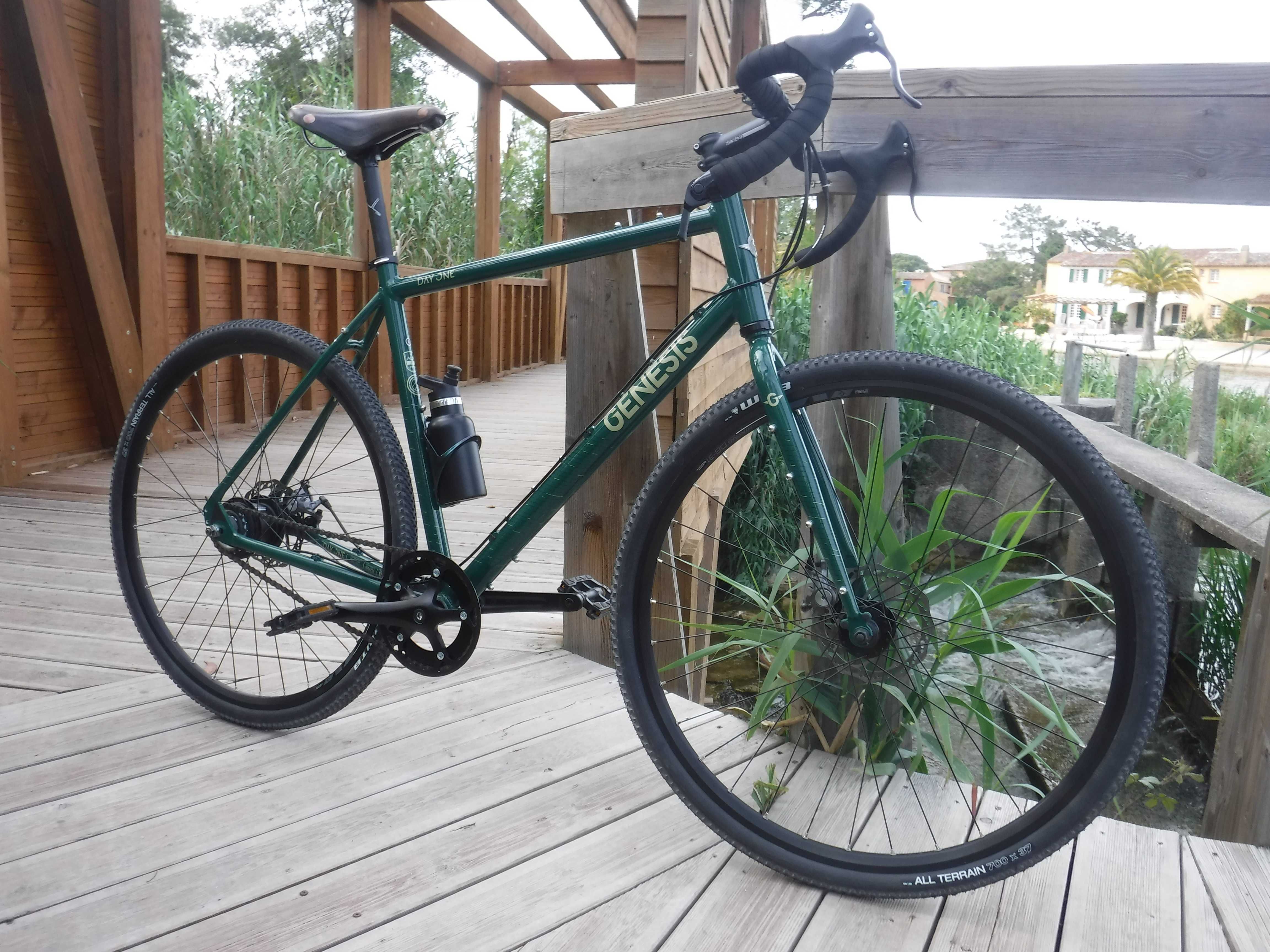 Genesis Day 1 Estrada/gravel/comutar - Shimano nexus 7 speed do cubo