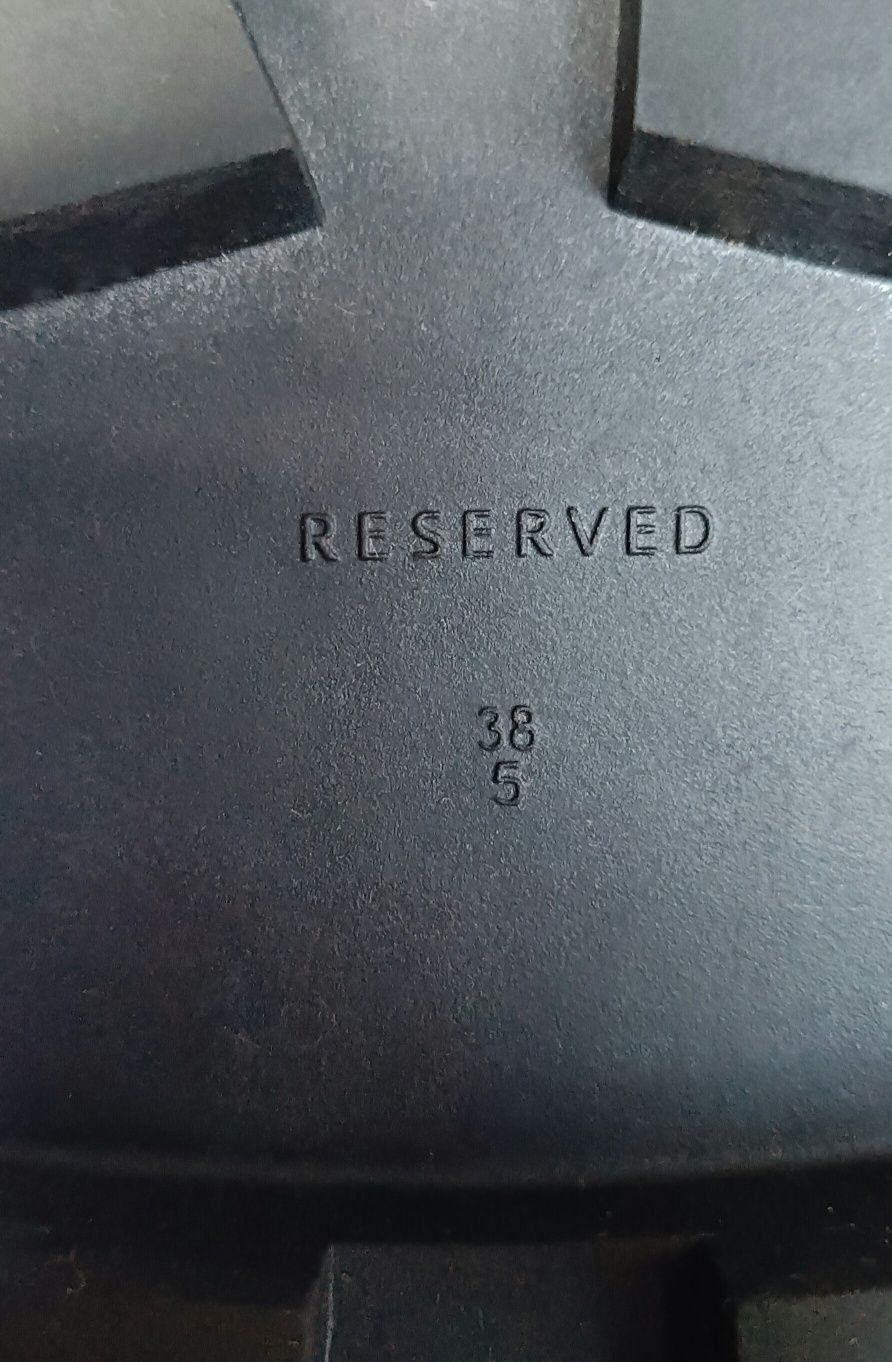 Buty typu botki Reserved roz 38