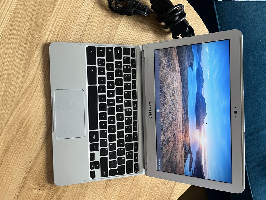 Samsung Chromebook XE303