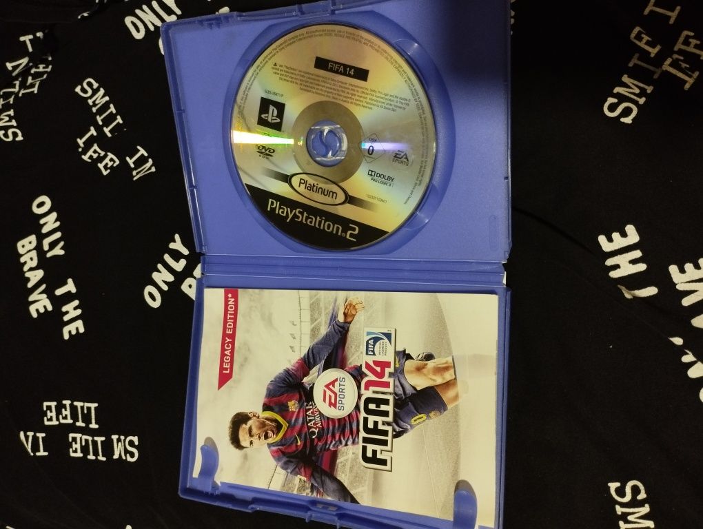 Продам ігру оригінал PS2 Fifa 14