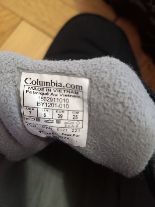 Продам зимние термо ботинки Columbia р 39 25 см