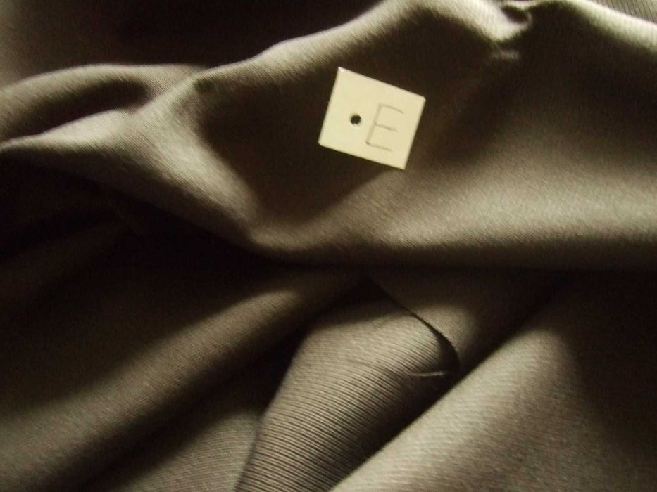 E tkanina bistor brązowy ciemny ukośne prążki kupon 112x 150 cm