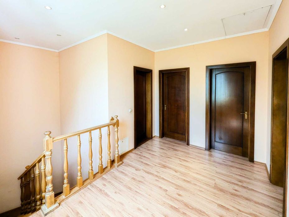 Будинок  20 км від Рівного в Зорі