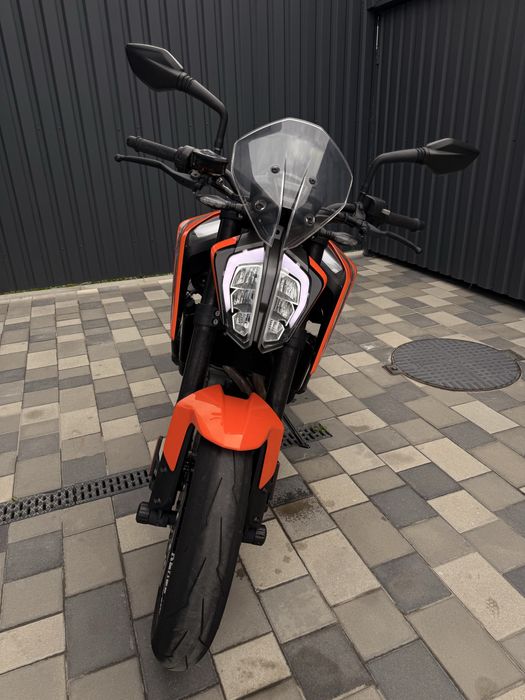 Мотоцикл KTM 790 Duke