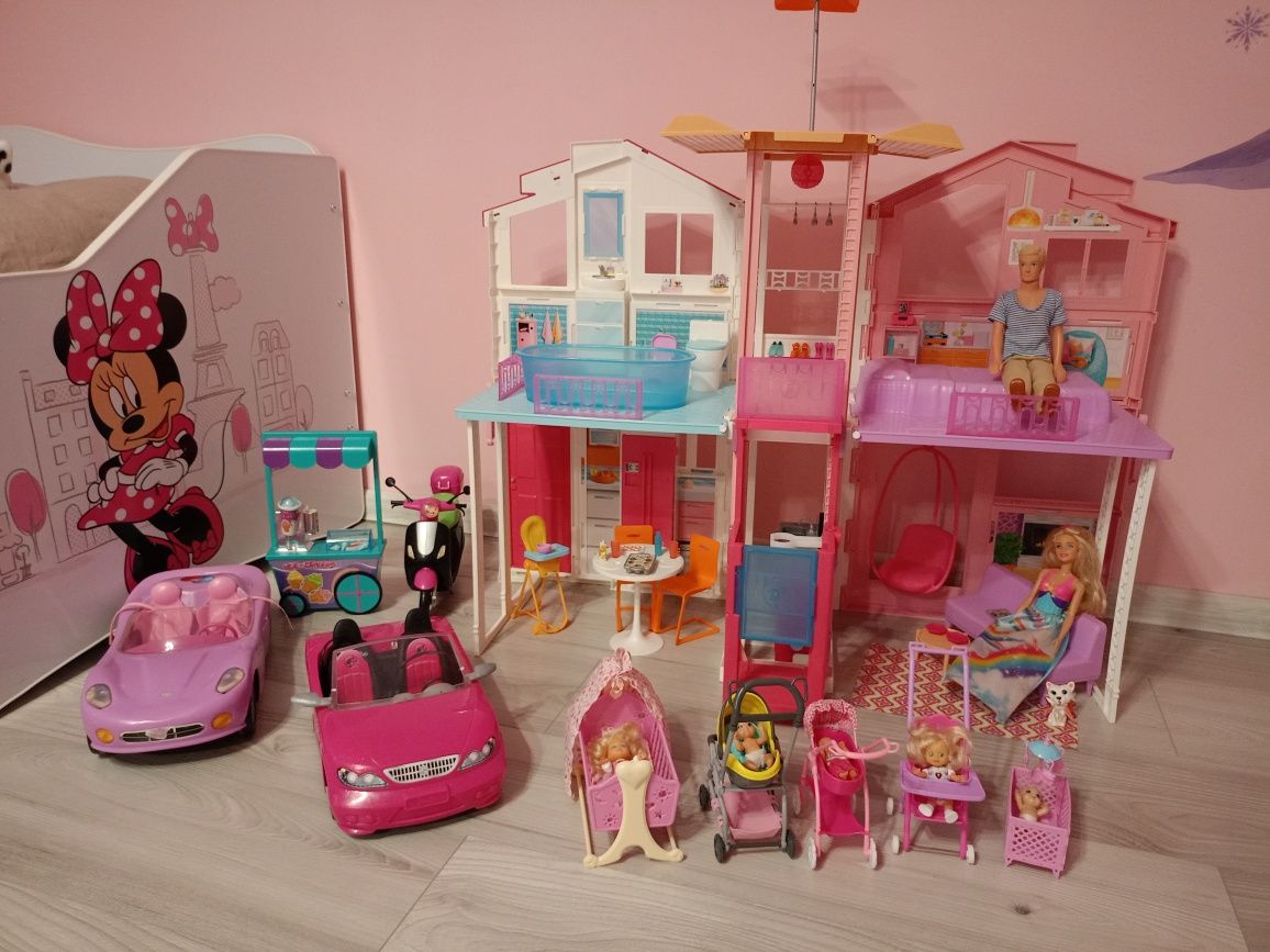 Zestaw domek Barbie samochody skuter lodziarnia lalki i akcesoria