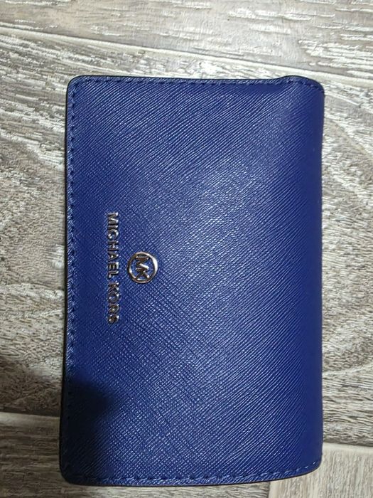 Гаманець жіночий шкіряний Michael Kors 870961365 Синій