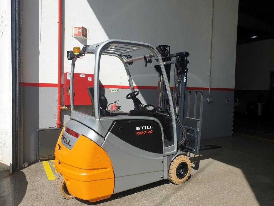 Empilhador STILL usado