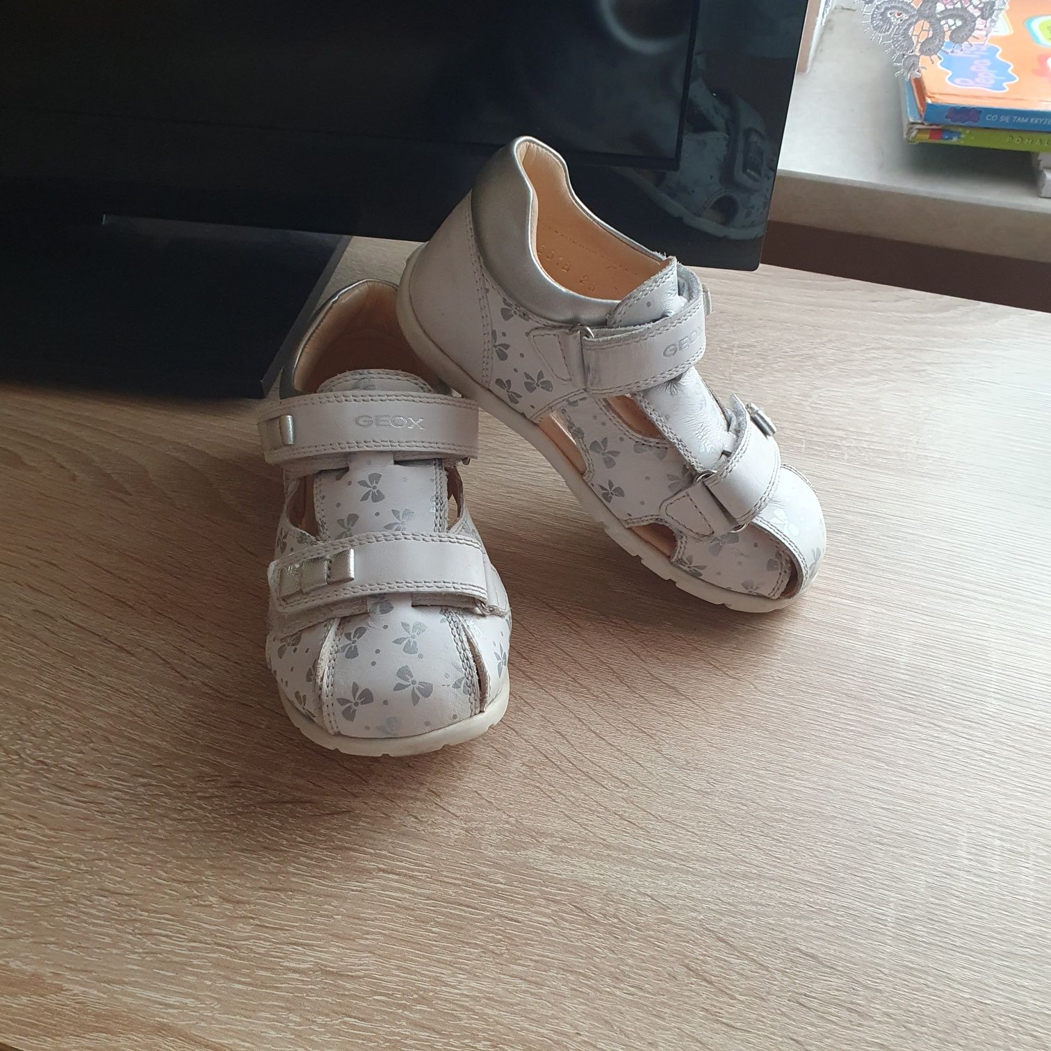 Sandałki geox dla dziewczynki r. 26 sandały geox skóra