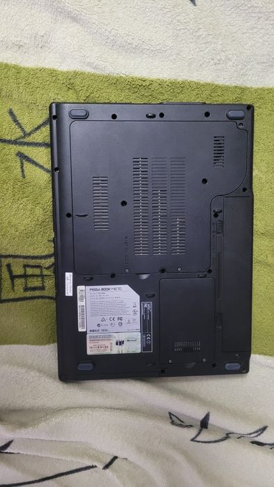 Ноутбук MSi 15 дюймов