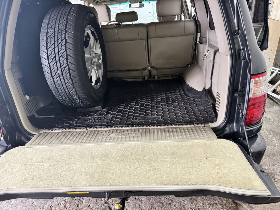 Продам легендарний Lexus LX470