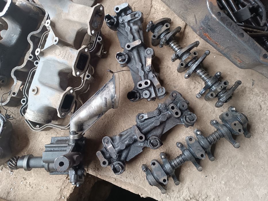 Запчасти двигателя, поршня  Рено Магнум МАК430