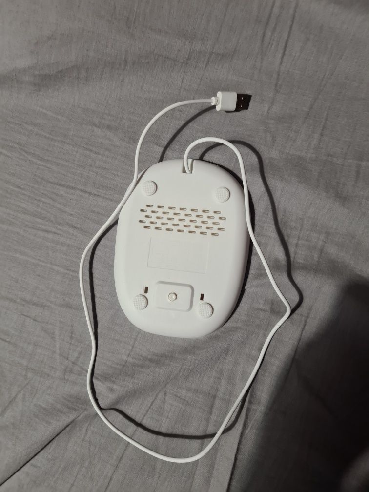 Nowy podgrzewacz do kubka na biurko na USB