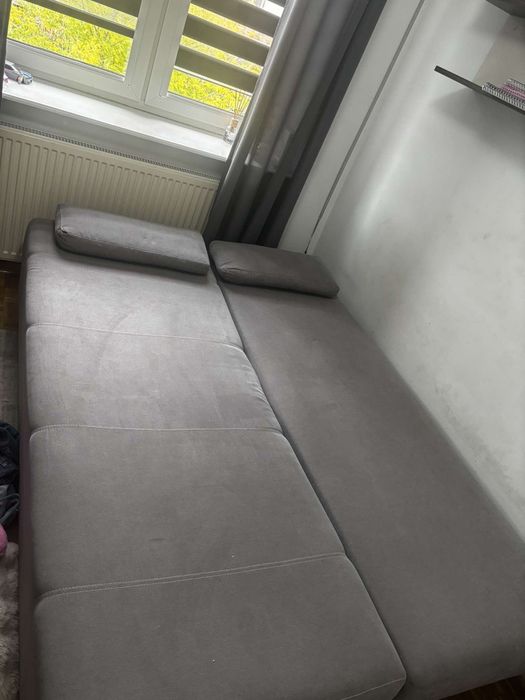 Sprzedam szarą kanapę