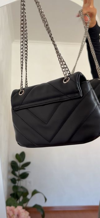 Сумка чорна bershka