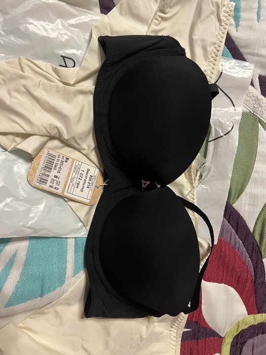 Бюстгальтер балконет чорний Obrana