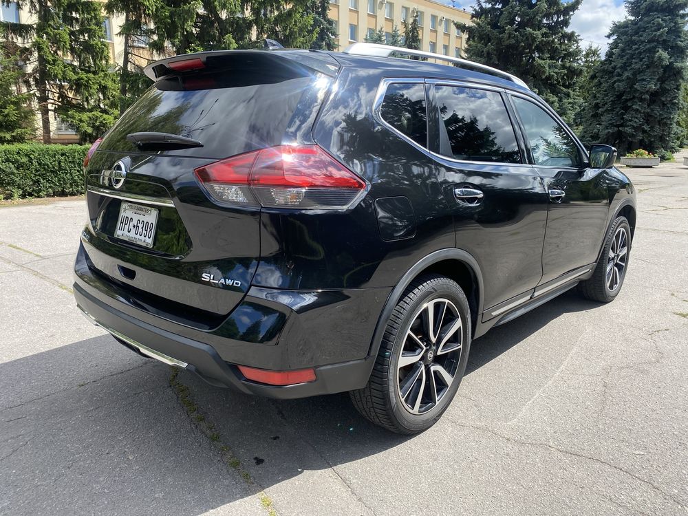Nissan Rogue ( X-TRAIL) SL awd