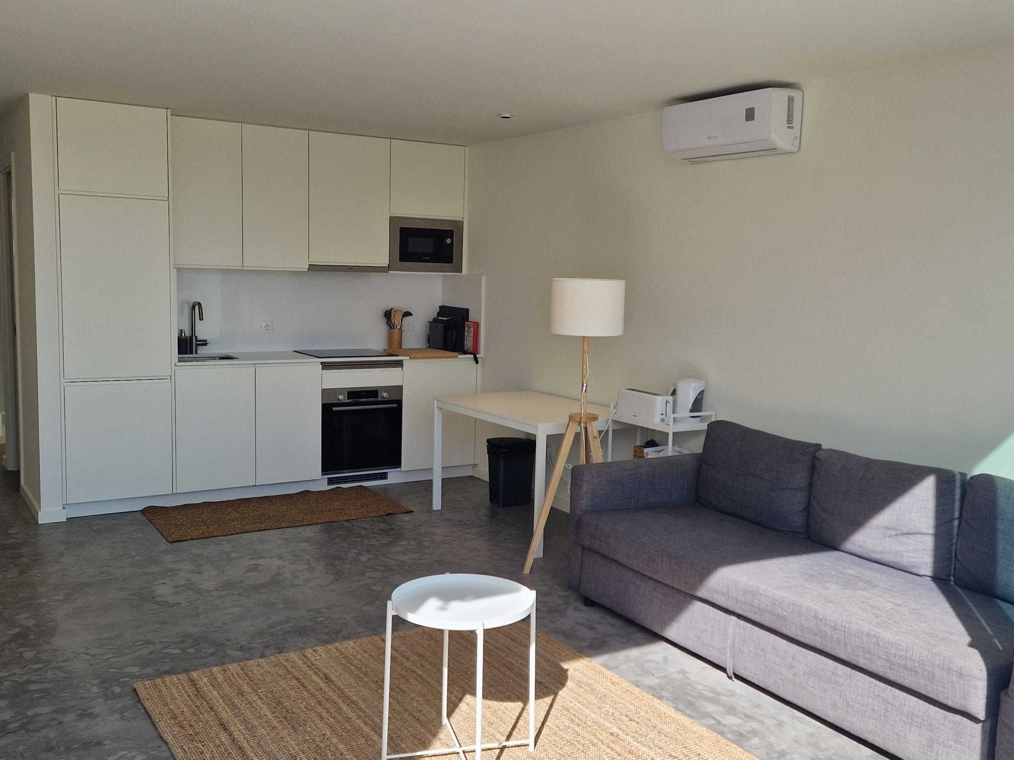 Disponível a partir de outubro - 400m Praia Manta Rota
