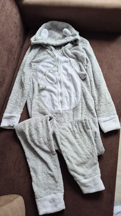 Жіночий плюшевий комбінезон с капюшоном теплий зимовий піжама кігурумі