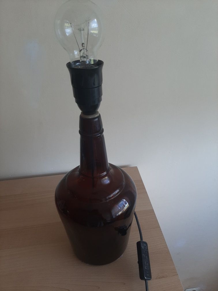 Lampka w kształcie butelki