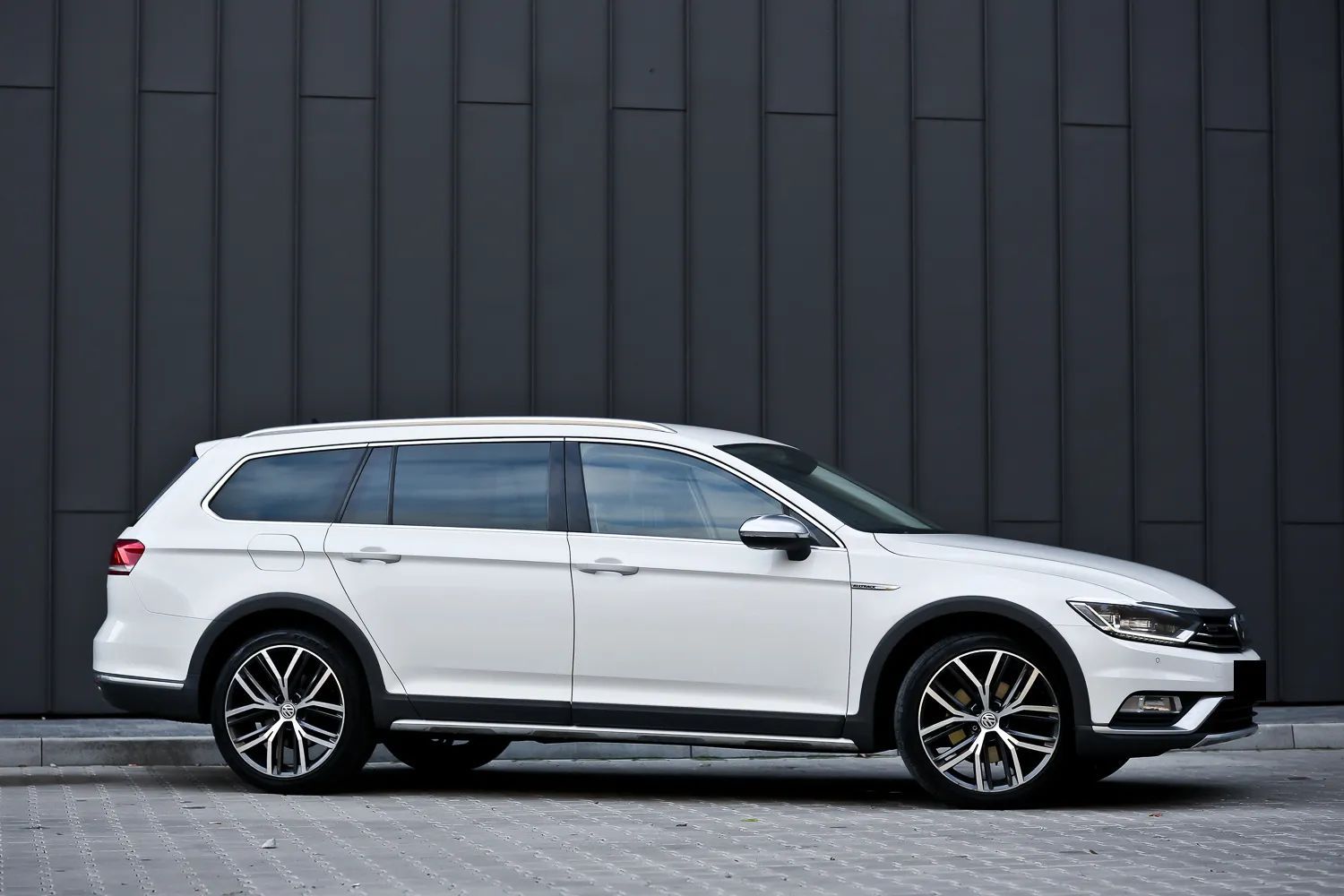 Volkswagen Passat Alltrack 2.0D 190ps4x4 AUTOMAT FULL LED skóra kamera webasto radar hak FULL