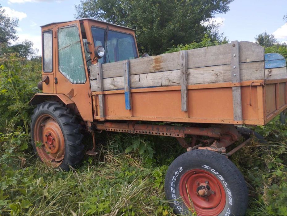 Продам трактор Т-16