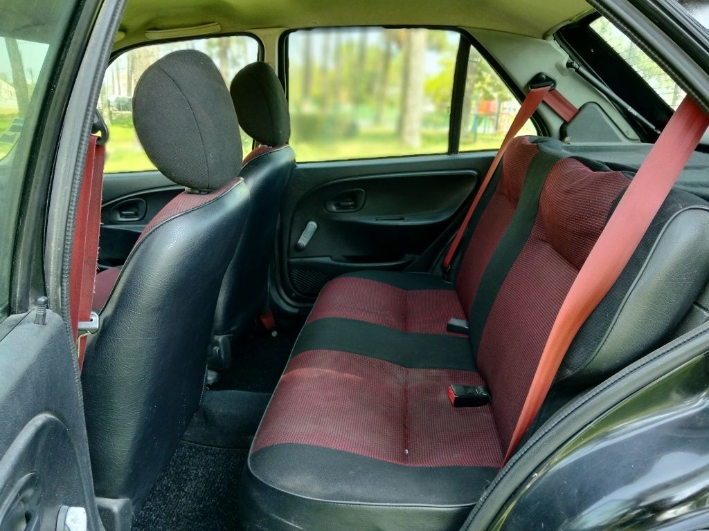 Citroen saxo 1.1 ano 2001