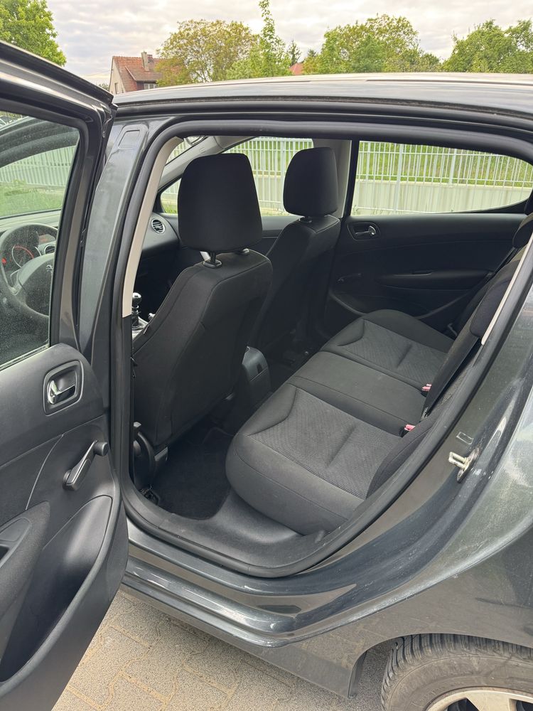 Peugeot 308 1.6 hdi