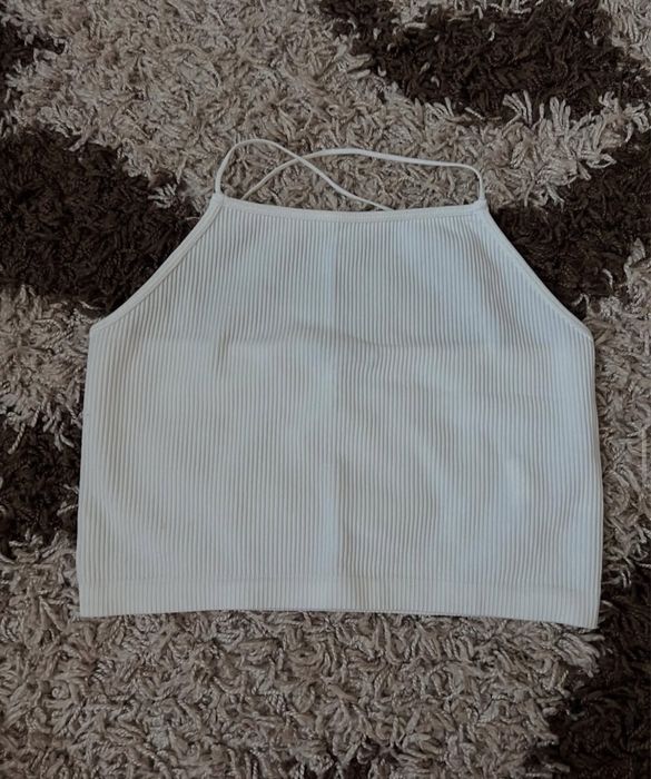 білий топ house brand