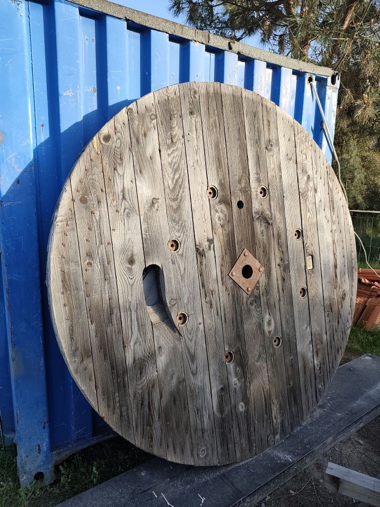 Bobines em madeira