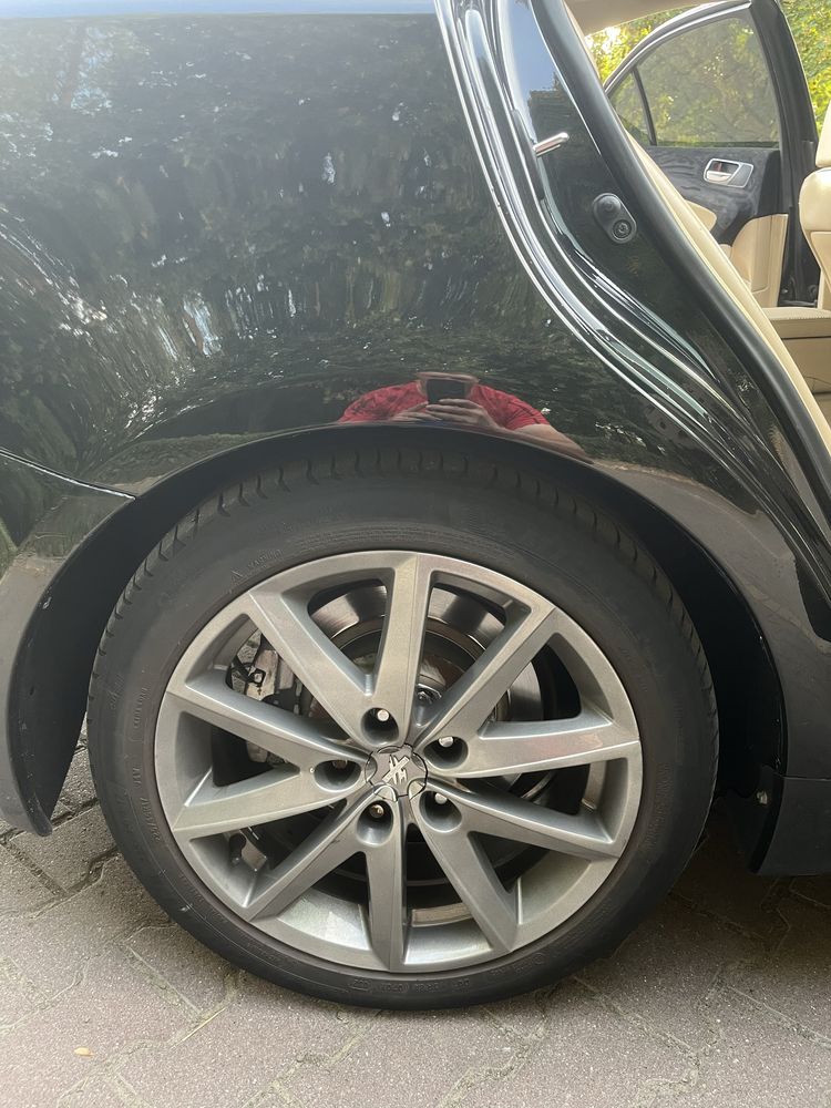 Lexus IS 300.Живий Араб