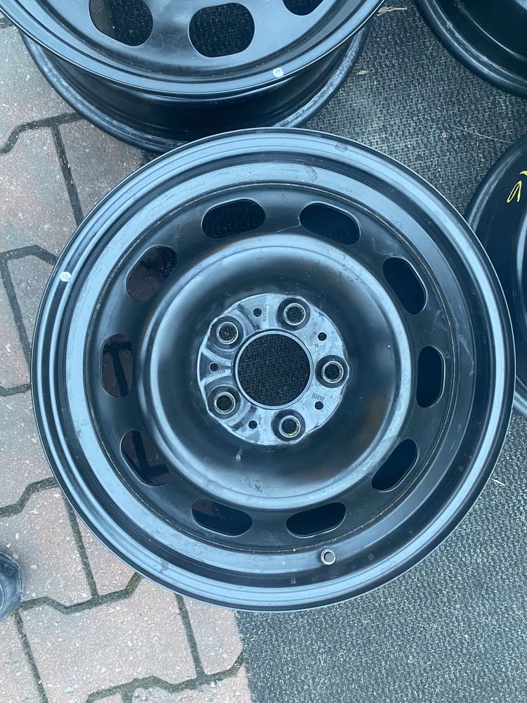 Felgi 6,5x16 IS33 BMW 1 F20 F21 oryginał z czujnikami TPMS