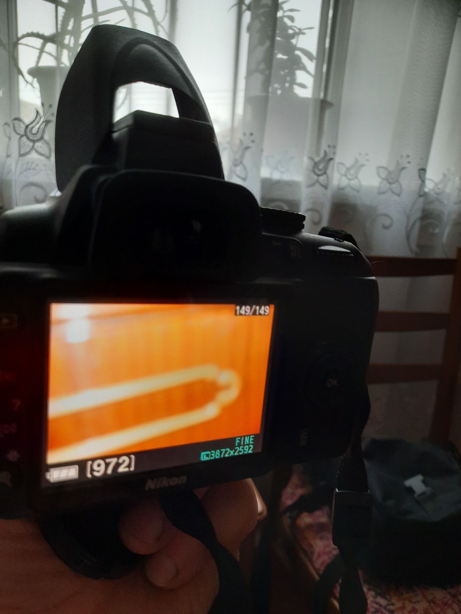 Зеркальнны фотоаппарат Nikon D3000