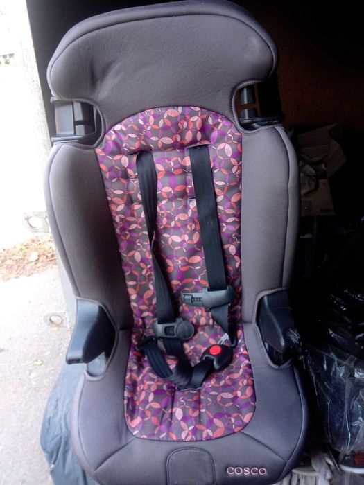 Автокрісло дитяче