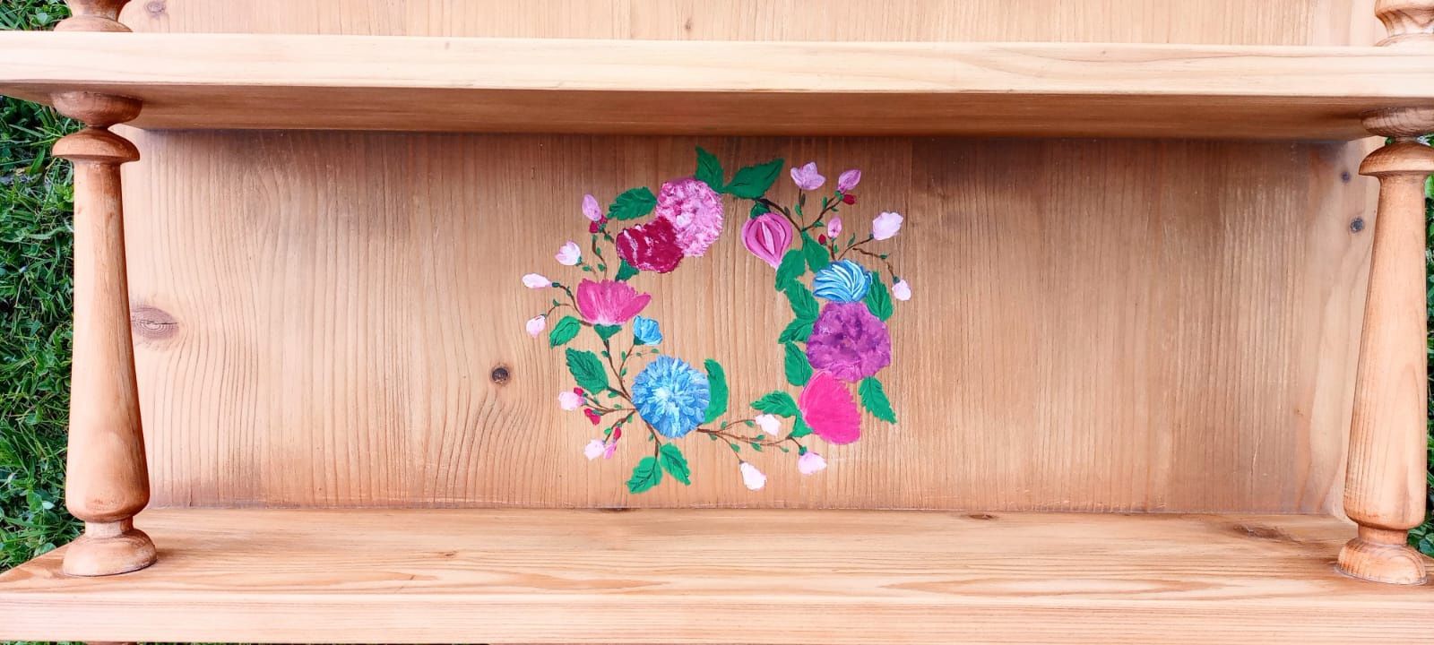 Półka szafja wiejska malowana kwiaty