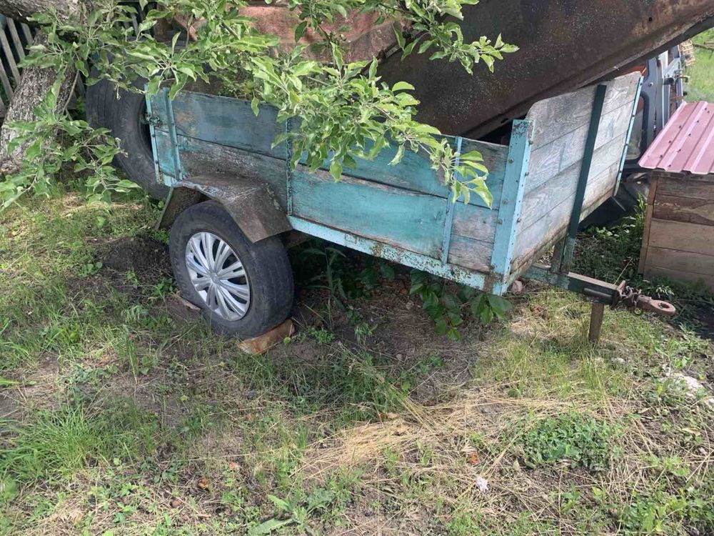 Продам прицеп і плуг до трактора