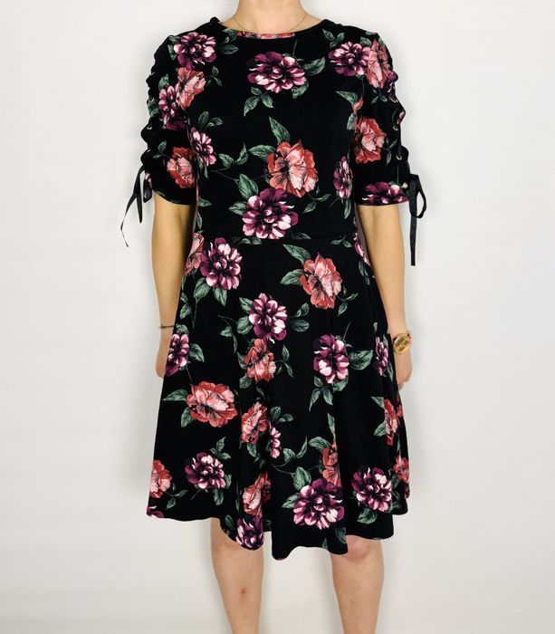 Czarna sukienka w kwiaty z wiązaniami na rękawach L 40 Dorothy Perkins