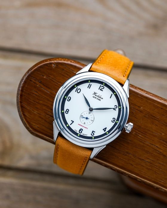 Waldan Heritage Professional Off White zegarek ameriquartz