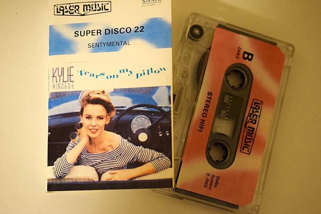 Historia Italo Disco vol. 25 - kaseta w stanie bardzo dobrym .