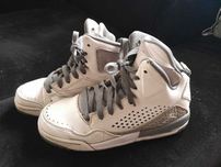 Buty Jordan Flight 38,5