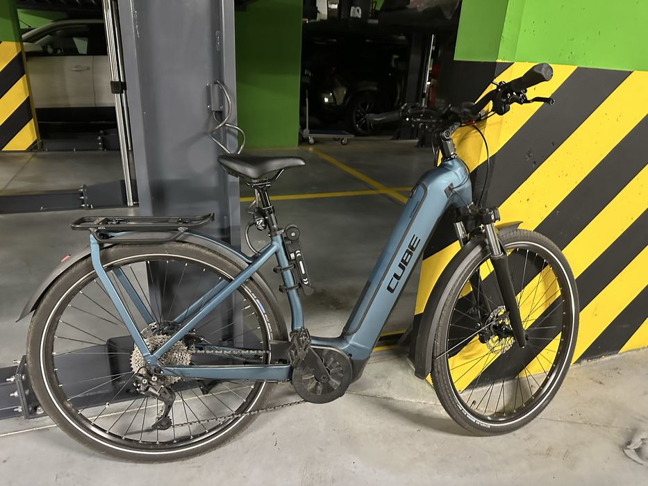 Kathmandu Hybrid ONE rower elektryczny