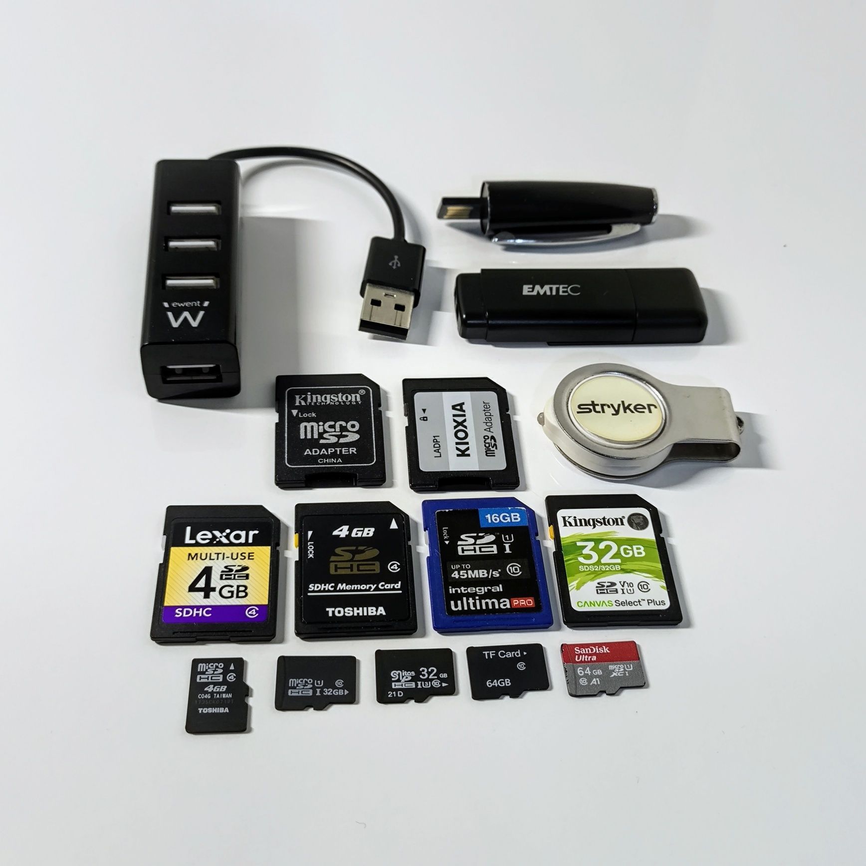Cartões SD / Micro / Hub / Pens / Adaptadores